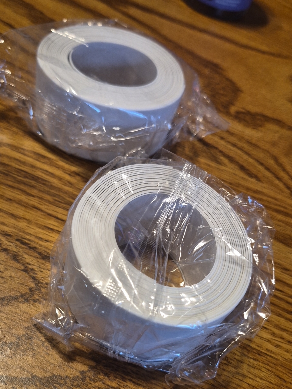 White Decorative Adhesive Cauke Replacement Tape Roll - To Fil In Cracks Nwt 2